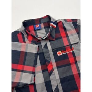 Redbull Short Sleeve Snap Button Shirt Mens XL‎ Distribution Center Plaid Red